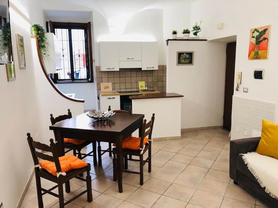 The House Of The Poet Appartement Civitavecchia Buitenkant foto
